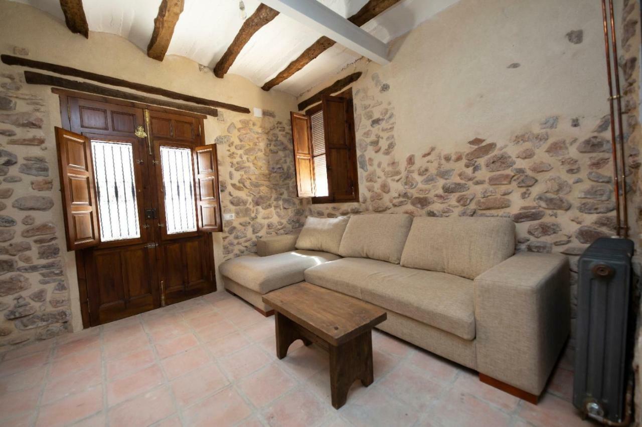 Casa Rural Pradas 蒙塔尼约斯 外观 照片